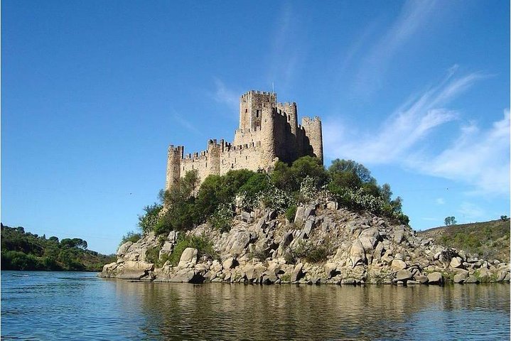 Knights Templar Tour (Tomar & Almourol)