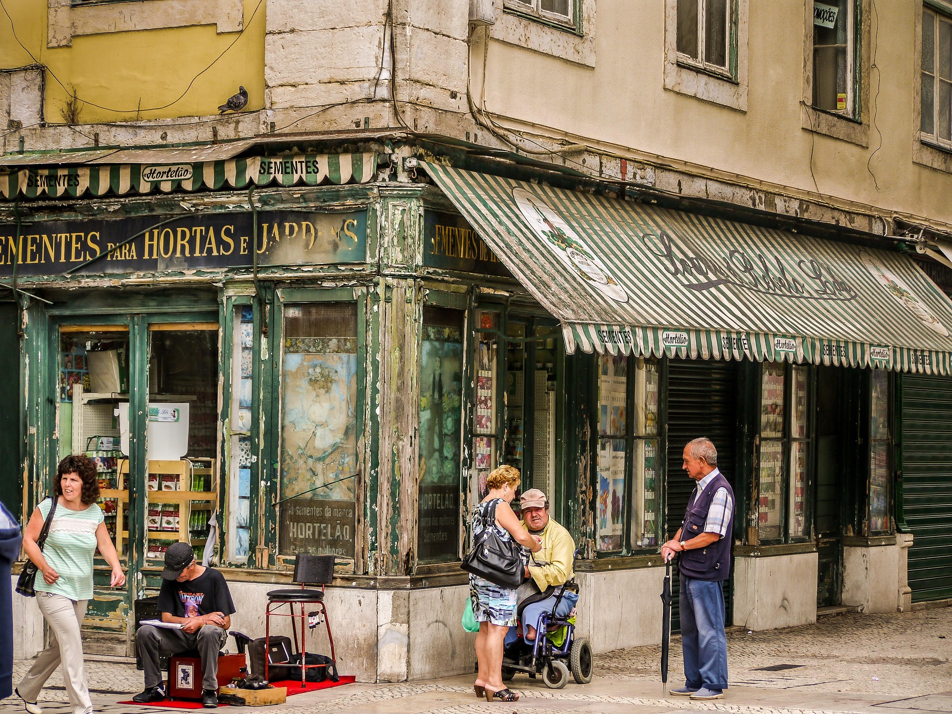 Custom Tailor-Made Private Portugal Itinerary — private tour in Portugal with a local driver-guide